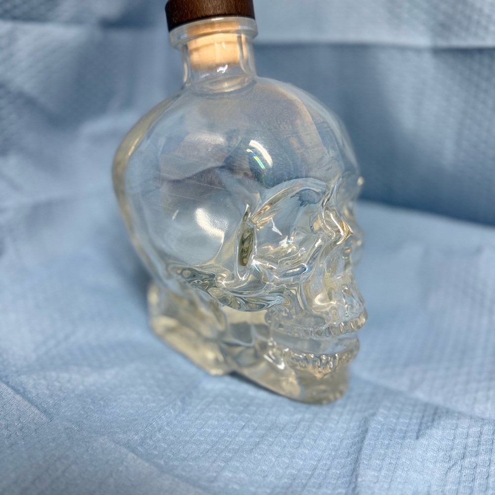 Crystal Head Vodka 70 cl [EMPTY BOTTLE, with box]